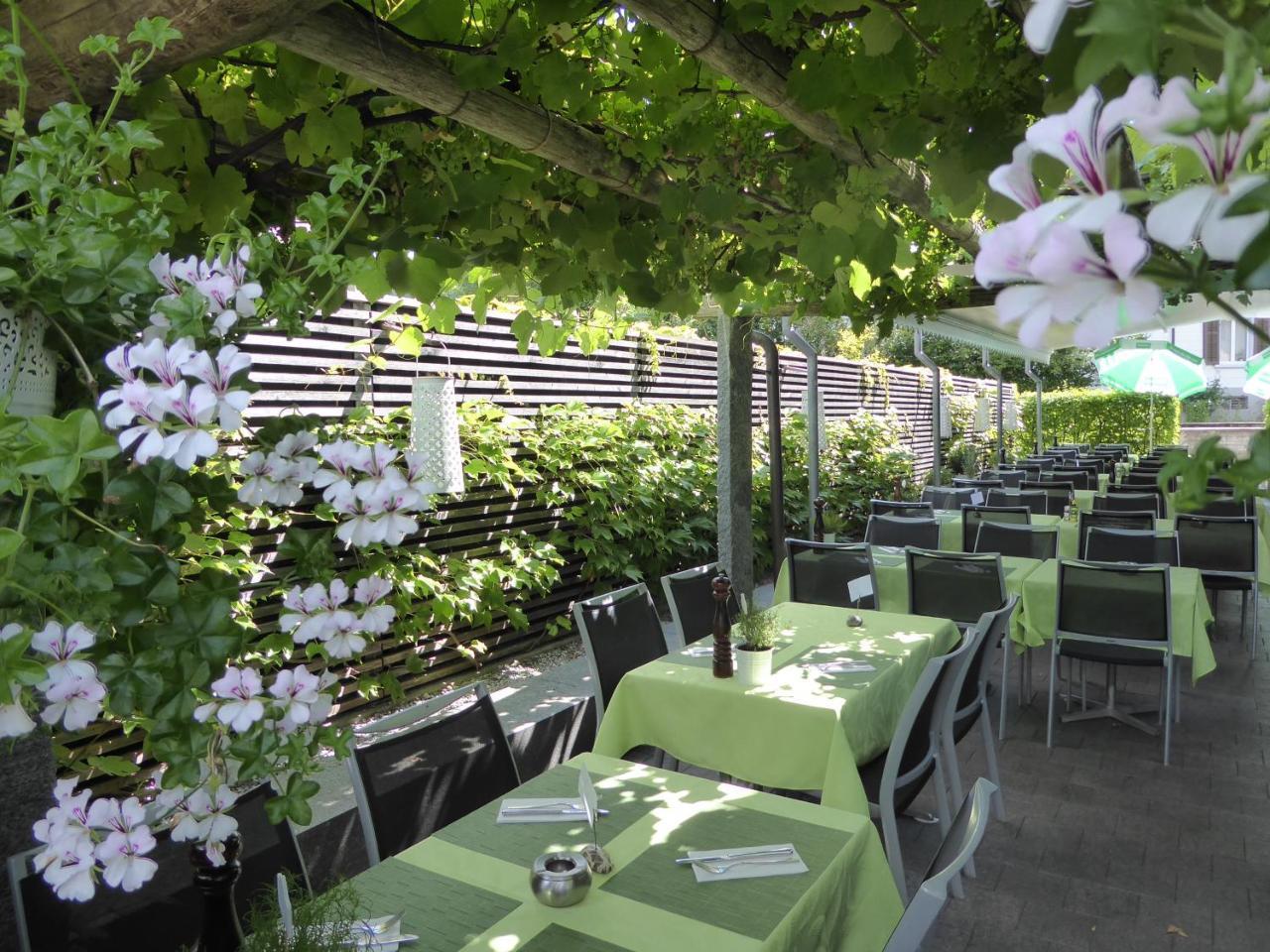 Gasthof Pizzeria Weingarten Affoltern Am Albis Esterno foto